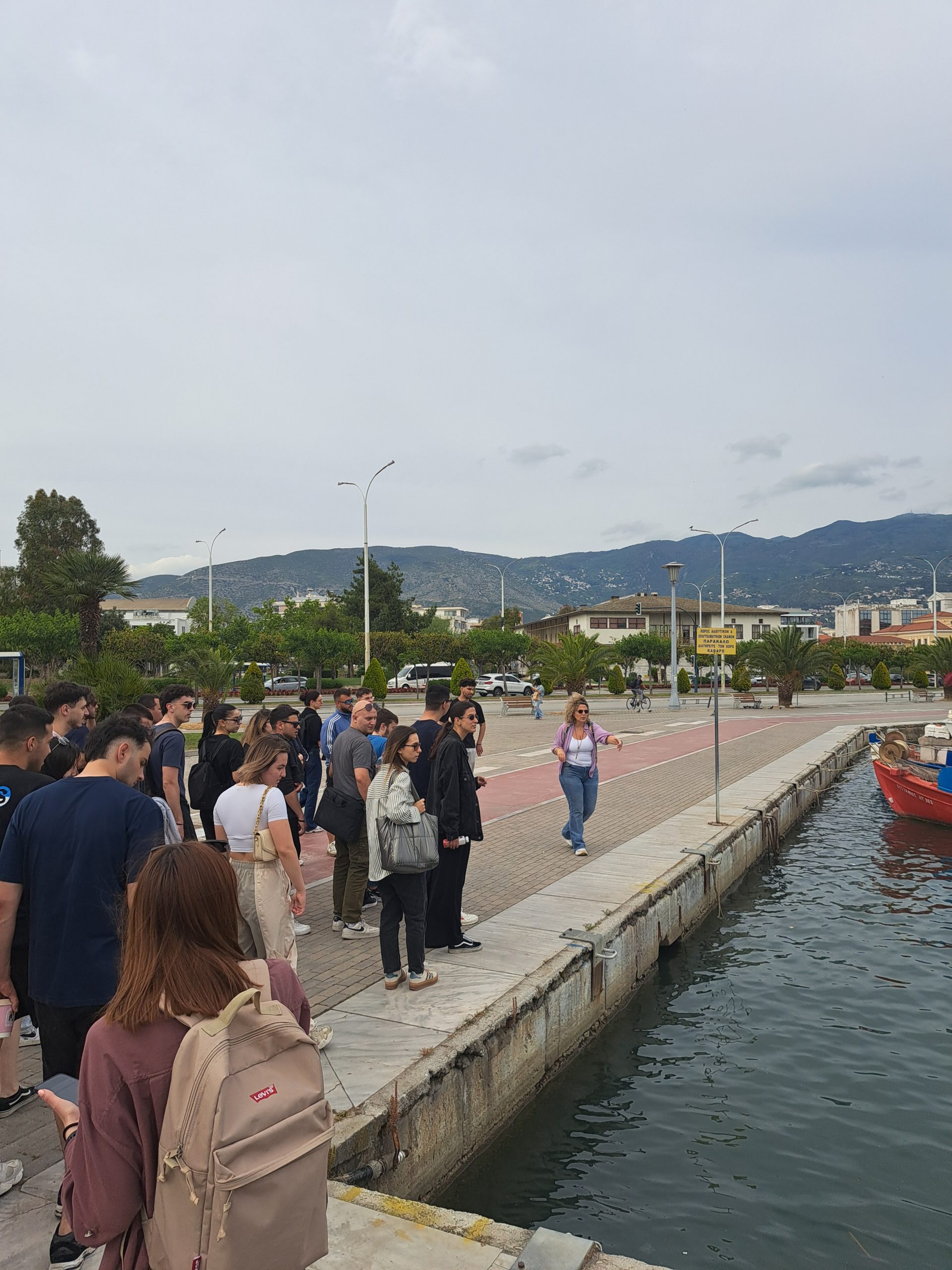 Εκπαιδευτικός παραθαλάσσιος περίπατος 2025